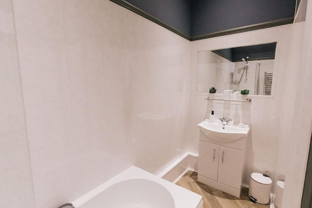 Grove House No.07 - Luxury Apartment Close To The Llandudno Beach Εξωτερικό φωτογραφία