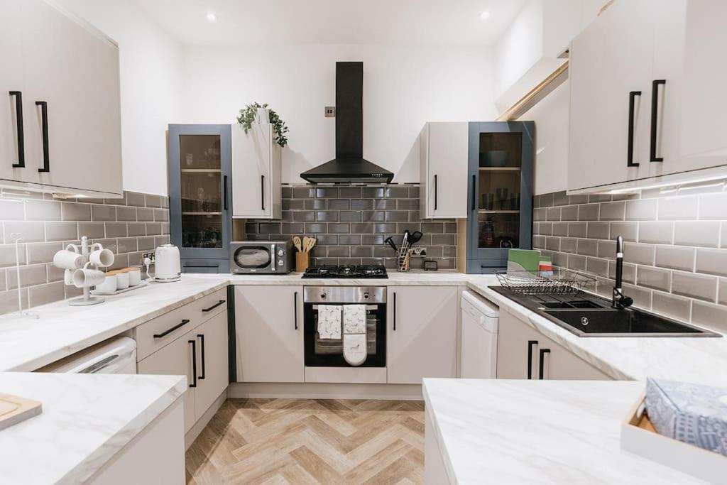 Grove House No.07 - Luxury Apartment Close To The Llandudno Beach Εξωτερικό φωτογραφία